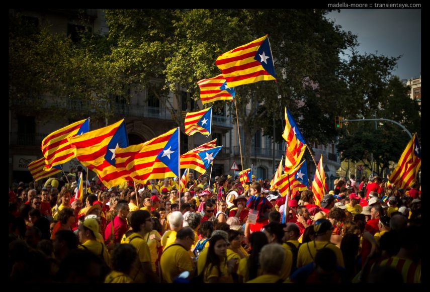 A sea of Catalan Flags on the Gran Via, Barcelona