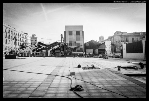 Photograph of the building work at the back of the Boqueria, Barcelona. Minolta XDs with 24mm.