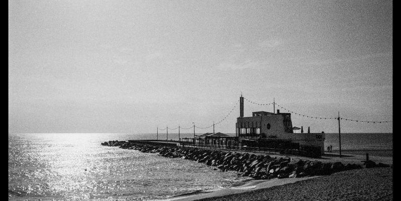 Boo Restaurant and Beach Club, Mar Bella, Barcelona. Leica M7 with Zeiss ZM 2/35.