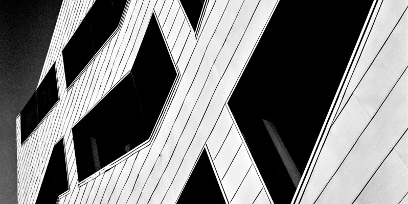 Black and white images taken with the Lomo Lubitel 166