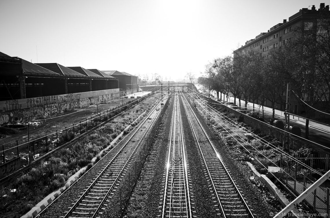 Barcelona Ferrocarril - Ricoh GR II processed in Capture One Pro 9.03