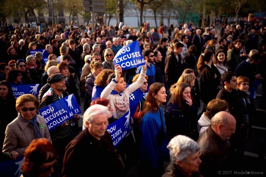 Vollem Acollir: Protest in Barcelona in support of refugees