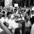 Thousands dressed in white to  call for negotiations rather than conflict, Plaça Sant Jaume,&nbsp;Barcelona.